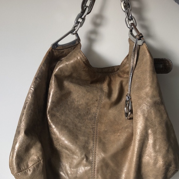 Michael Kors large metallic Hobo! - Picture 4 of 5